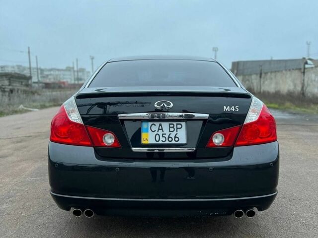 Черный Инфинити M45, объемом двигателя 0 л и пробегом 150 тыс. км за 7200 $, фото 3 на Automoto.ua