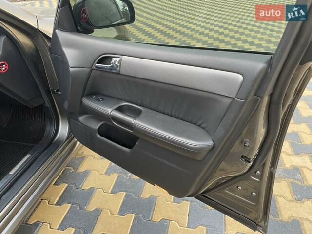 Серый Инфинити M45, объемом двигателя 4.5 л и пробегом 168 тыс. км за 6800 $, фото 18 на Automoto.ua