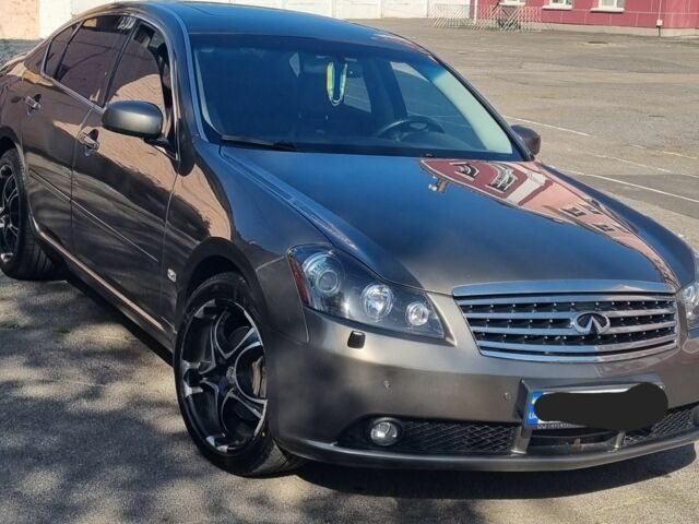 Серый Инфинити M45, объемом двигателя 4.5 л и пробегом 165 тыс. км за 9450 $, фото 2 на Automoto.ua