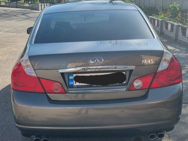 Серый Инфинити M45, объемом двигателя 4.5 л и пробегом 165 тыс. км за 9450 $, фото 3 на Automoto.ua
