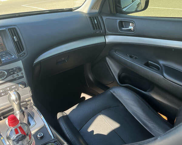 Черный Инфинити Q40, объемом двигателя 3.7 л и пробегом 170 тыс. км за 11650 $, фото 21 на Automoto.ua