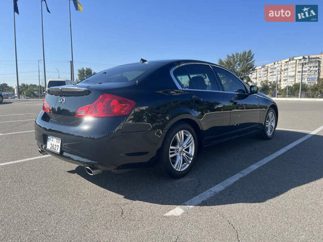 Черный Инфинити Q40, объемом двигателя 3.7 л и пробегом 170 тыс. км за 11650 $, фото 2 на Automoto.ua