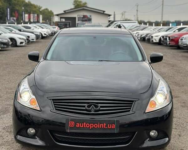 Черный Инфинити Q40, объемом двигателя 3.7 л и пробегом 167 тыс. км за 11800 $, фото 1 на Automoto.ua