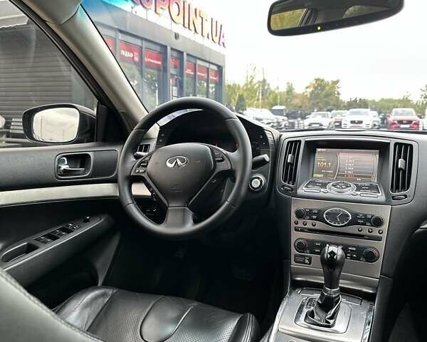 Черный Инфинити Q40, объемом двигателя 3.7 л и пробегом 167 тыс. км за 11800 $, фото 20 на Automoto.ua