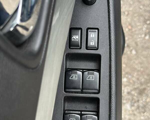 Черный Инфинити Q40, объемом двигателя 3.7 л и пробегом 167 тыс. км за 11800 $, фото 26 на Automoto.ua