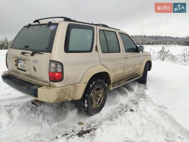 Бежевый Инфинити QX4, объемом двигателя 3.3 л и пробегом 350 тыс. км за 5500 $, фото 4 на Automoto.ua