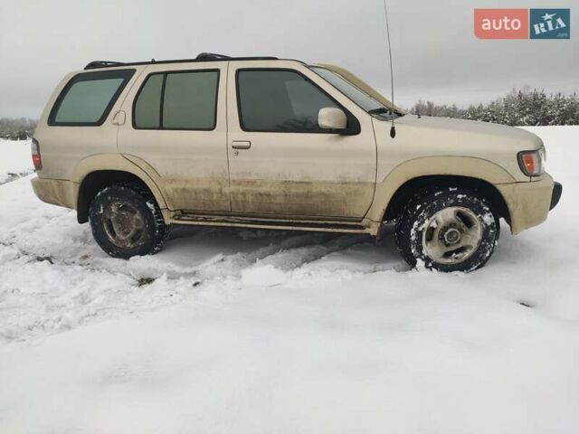 Бежевый Инфинити QX4, объемом двигателя 3.3 л и пробегом 350 тыс. км за 5500 $, фото 7 на Automoto.ua