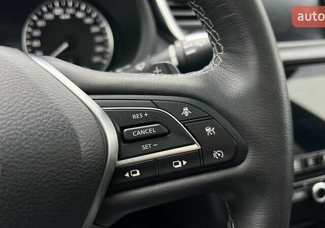 Белый Инфинити QX55, объемом двигателя 2 л и пробегом 33 тыс. км за 34900 $, фото 22 на Automoto.ua