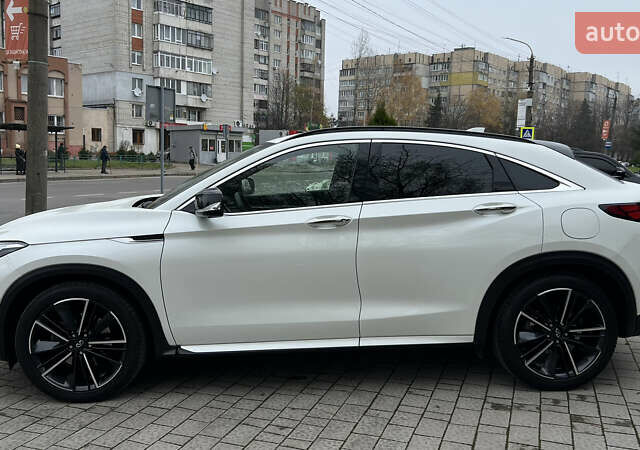 Белый Инфинити QX55, объемом двигателя 2 л и пробегом 33 тыс. км за 34900 $, фото 3 на Automoto.ua