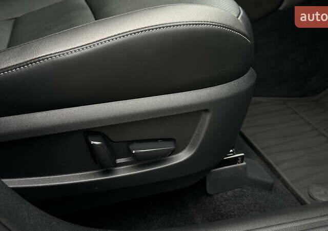 Белый Инфинити QX55, объемом двигателя 2 л и пробегом 33 тыс. км за 34900 $, фото 41 на Automoto.ua