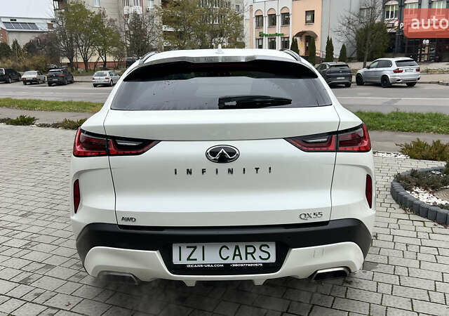 Белый Инфинити QX55, объемом двигателя 2 л и пробегом 33 тыс. км за 34900 $, фото 5 на Automoto.ua