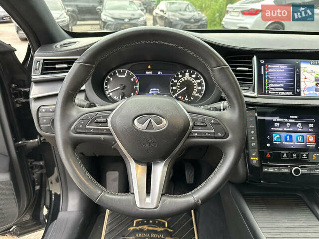 Чорний Інфініті QX55, об'ємом двигуна 2 л та пробігом 65 тис. км за 32700 $, фото 28 на Automoto.ua