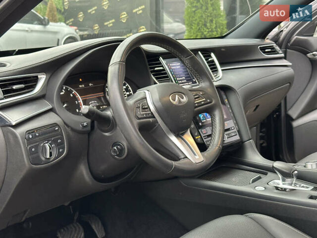 Чорний Інфініті QX55, об'ємом двигуна 2 л та пробігом 65 тис. км за 32700 $, фото 15 на Automoto.ua