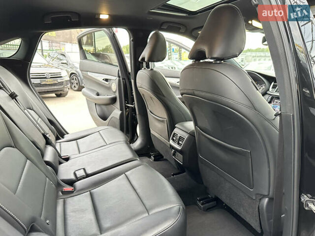 Чорний Інфініті QX55, об'ємом двигуна 2 л та пробігом 65 тис. км за 32700 $, фото 19 на Automoto.ua