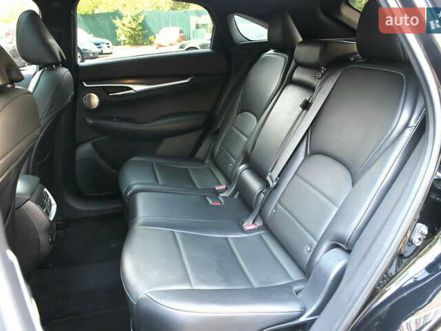 Черный Инфинити QX55, объемом двигателя 2 л и пробегом 65 тыс. км за 32000 $, фото 14 на Automoto.ua