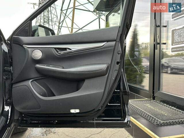 Чорний Інфініті QX55, об'ємом двигуна 2 л та пробігом 65 тис. км за 32700 $, фото 26 на Automoto.ua