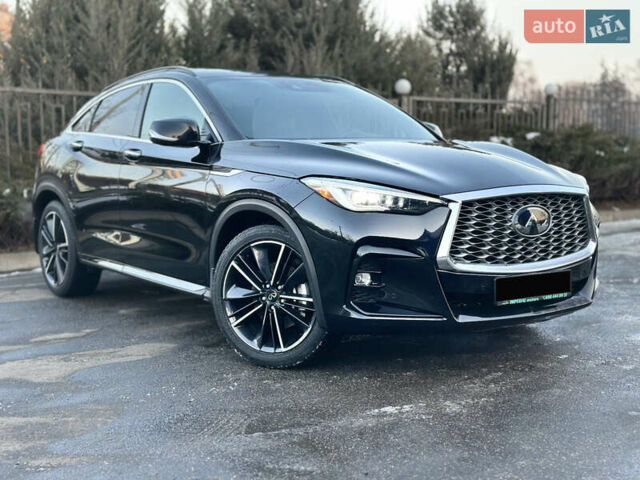 Чорний Інфініті QX55, об'ємом двигуна 2 л та пробігом 64 тис. км за 33900 $, фото 3 на Automoto.ua