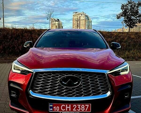 Красный Инфинити QX55, объемом двигателя 2 л и пробегом 74 тыс. км за 31800 $, фото 2 на Automoto.ua