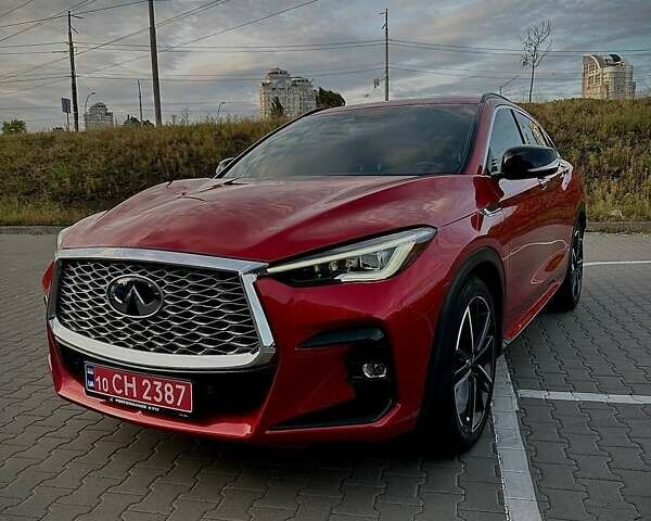 Красный Инфинити QX55, объемом двигателя 2 л и пробегом 74 тыс. км за 31800 $, фото 4 на Automoto.ua