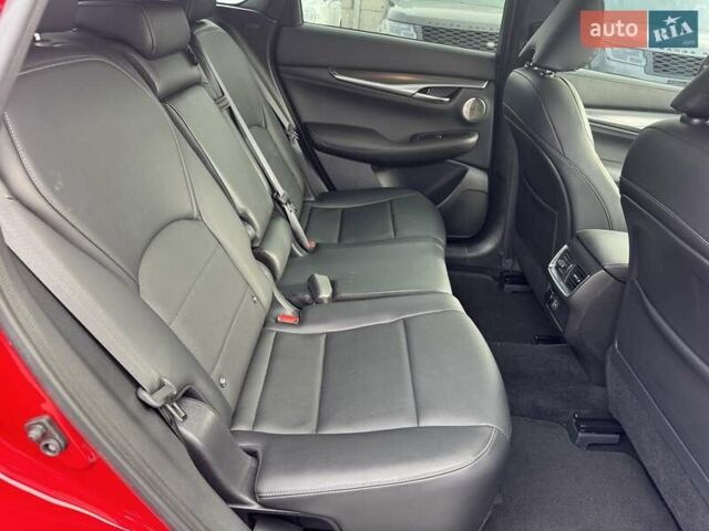 Красный Инфинити QX55, объемом двигателя 2 л и пробегом 50 тыс. км за 32900 $, фото 54 на Automoto.ua