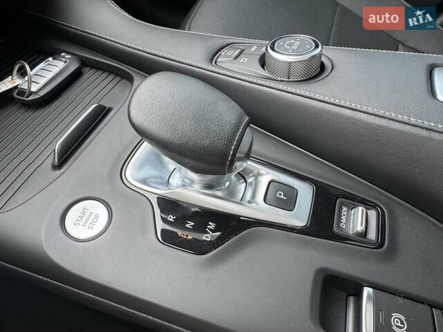 Красный Инфинити QX55, объемом двигателя 2 л и пробегом 50 тыс. км за 32900 $, фото 94 на Automoto.ua