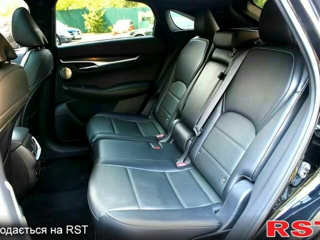 Інфініті QX55, об'ємом двигуна 2 л та пробігом 65 тис. км за 38999 $, фото 9 на Automoto.ua