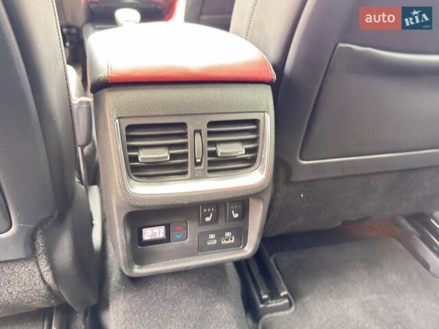 Серый Инфинити QX55, объемом двигателя 2 л и пробегом 52 тыс. км за 35900 $, фото 19 на Automoto.ua