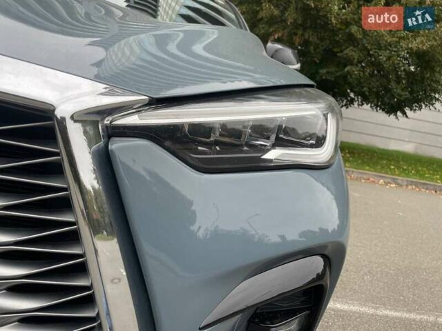Сірий Інфініті QX55, об'ємом двигуна 2 л та пробігом 97 тис. км за 29300 $, фото 6 на Automoto.ua