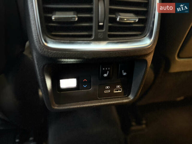 Серый Инфинити QX55, объемом двигателя 2 л и пробегом 53 тыс. км за 32999 $, фото 21 на Automoto.ua