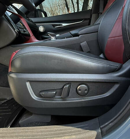 Серый Инфинити QX55, объемом двигателя 2 л и пробегом 28 тыс. км за 37400 $, фото 51 на Automoto.ua
