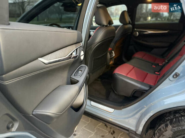 Серый Инфинити QX55, объемом двигателя 2 л и пробегом 53 тыс. км за 32999 $, фото 19 на Automoto.ua