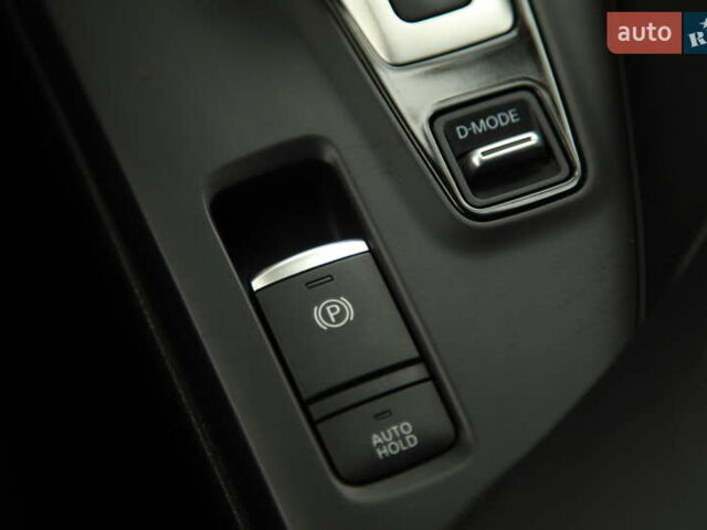 Сірий Інфініті QX55, об'ємом двигуна 2 л та пробігом 31 тис. км за 37500 $, фото 22 на Automoto.ua