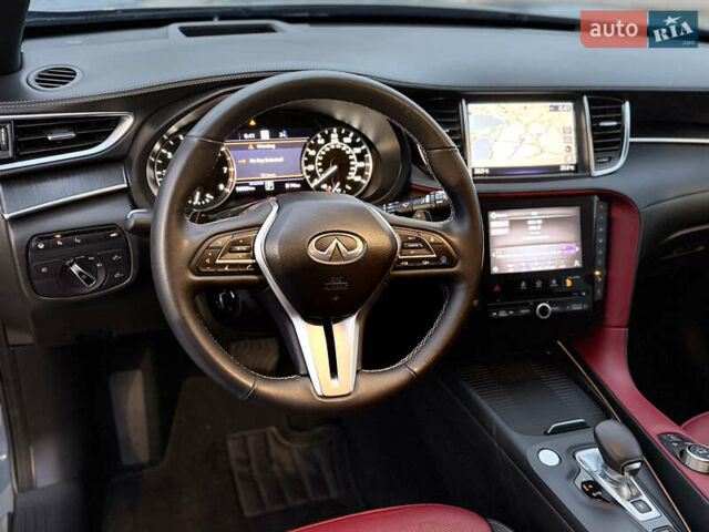 Серый Инфинити QX55, объемом двигателя 2 л и пробегом 53 тыс. км за 32999 $, фото 14 на Automoto.ua