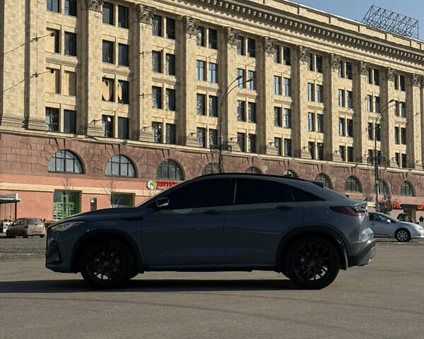 Серый Инфинити QX55, объемом двигателя 2 л и пробегом 28 тыс. км за 37400 $, фото 7 на Automoto.ua