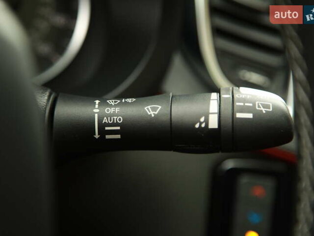 Сірий Інфініті QX55, об'ємом двигуна 2 л та пробігом 31 тис. км за 37500 $, фото 29 на Automoto.ua