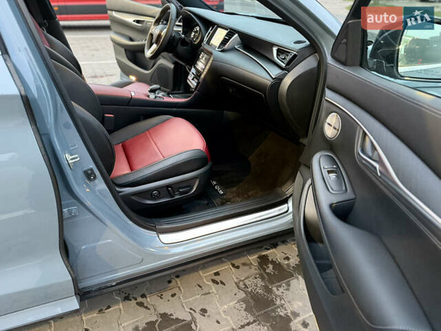 Серый Инфинити QX55, объемом двигателя 2 л и пробегом 53 тыс. км за 32999 $, фото 25 на Automoto.ua