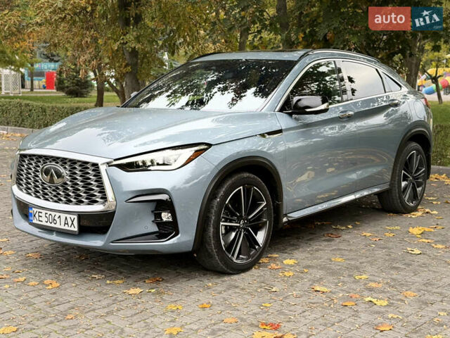 Серый Инфинити QX55, объемом двигателя 2 л и пробегом 52 тыс. км за 35900 $, фото 4 на Automoto.ua