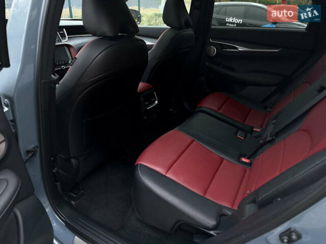 Серый Инфинити QX55, объемом двигателя 2 л и пробегом 52 тыс. км за 35900 $, фото 20 на Automoto.ua