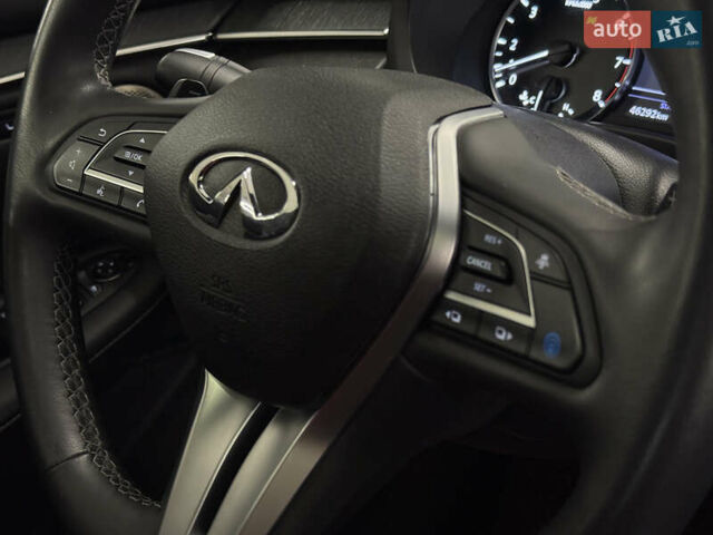 Сірий Інфініті QX55, об'ємом двигуна 2 л та пробігом 46 тис. км за 32999 $, фото 29 на Automoto.ua