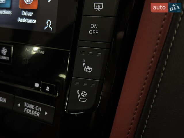 Сірий Інфініті QX55, об'ємом двигуна 2 л та пробігом 46 тис. км за 32999 $, фото 39 на Automoto.ua