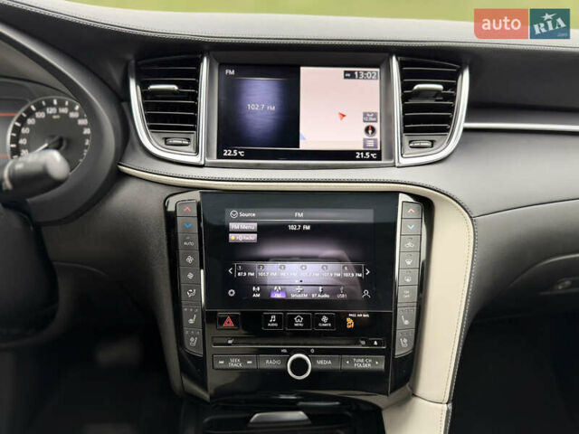 Синий Инфинити QX55, объемом двигателя 2 л и пробегом 77 тыс. км за 34900 $, фото 18 на Automoto.ua