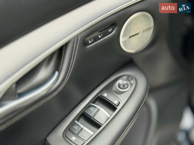 Синий Инфинити QX55, объемом двигателя 2 л и пробегом 77 тыс. км за 34900 $, фото 12 на Automoto.ua