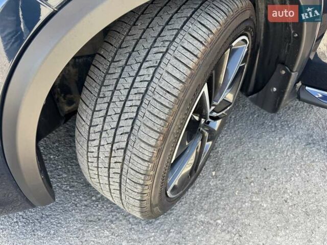 Синий Инфинити QX55, объемом двигателя 2 л и пробегом 5 тыс. км за 29900 $, фото 86 на Automoto.ua