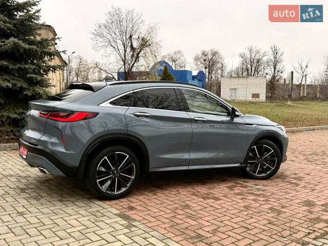 Синий Инфинити QX55, объемом двигателя 2 л и пробегом 21 тыс. км за 29500 $, фото 9 на Automoto.ua