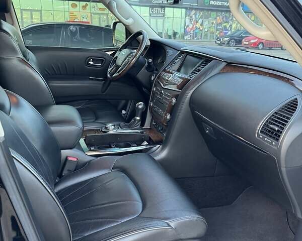 Белый Инфинити QX56, объемом двигателя 5.55 л и пробегом 88 тыс. км за 23800 $, фото 8 на Automoto.ua