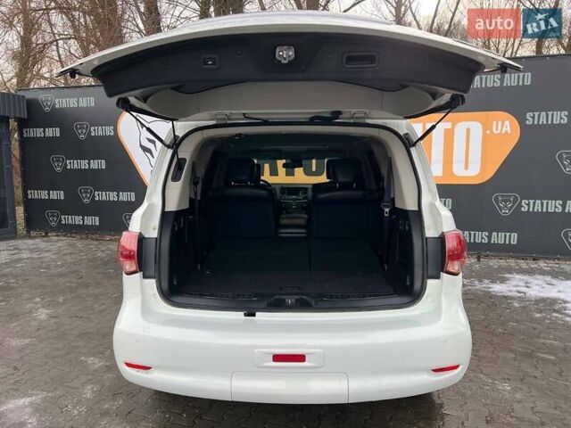 Белый Инфинити QX56, объемом двигателя 5.55 л и пробегом 215 тыс. км за 18700 $, фото 9 на Automoto.ua