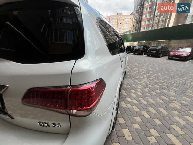 Белый Инфинити QX56, объемом двигателя 5.55 л и пробегом 220 тыс. км за 17350 $, фото 23 на Automoto.ua