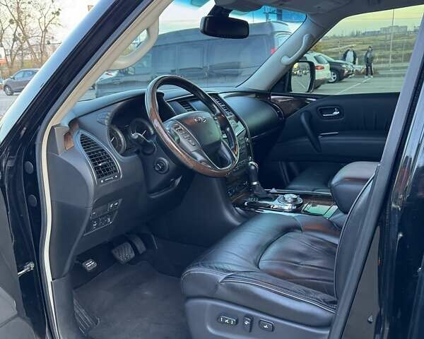 Белый Инфинити QX56, объемом двигателя 5.55 л и пробегом 88 тыс. км за 23800 $, фото 7 на Automoto.ua