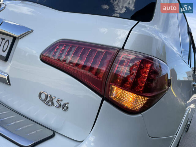 Білий Інфініті QX56, об'ємом двигуна 5.6 л та пробігом 216 тис. км за 15900 $, фото 15 на Automoto.ua