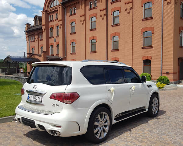 Белый Инфинити QX56, объемом двигателя 5.55 л и пробегом 148 тыс. км за 26950 $, фото 4 на Automoto.ua